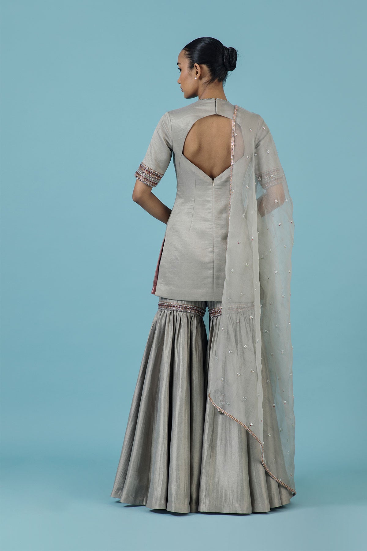 Adaa Kurta