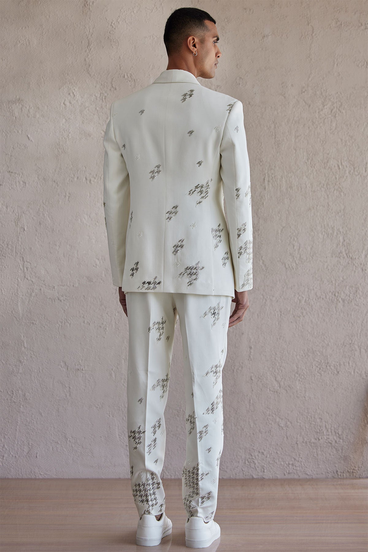 Naples Ivory Tuxedo