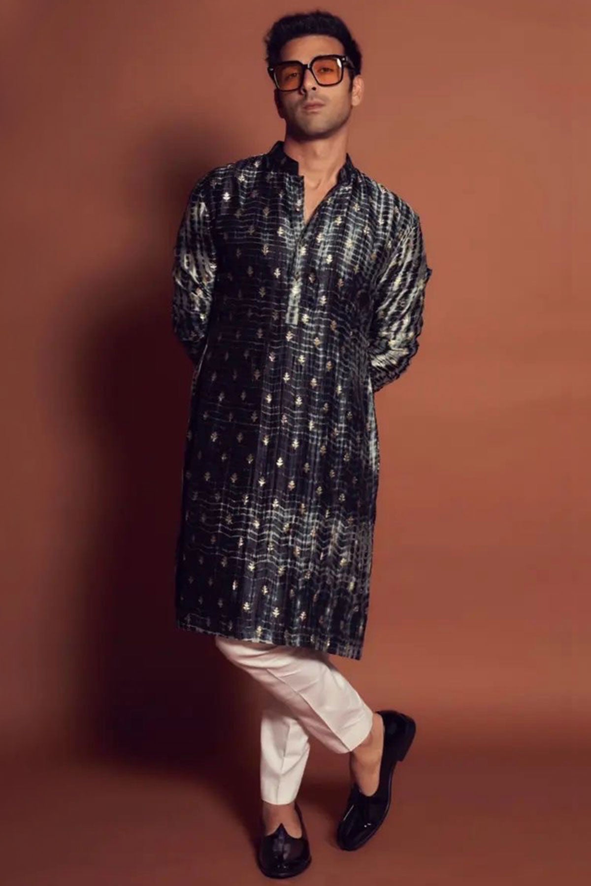 PULKIT SAMRAT IN SYAH KURTA