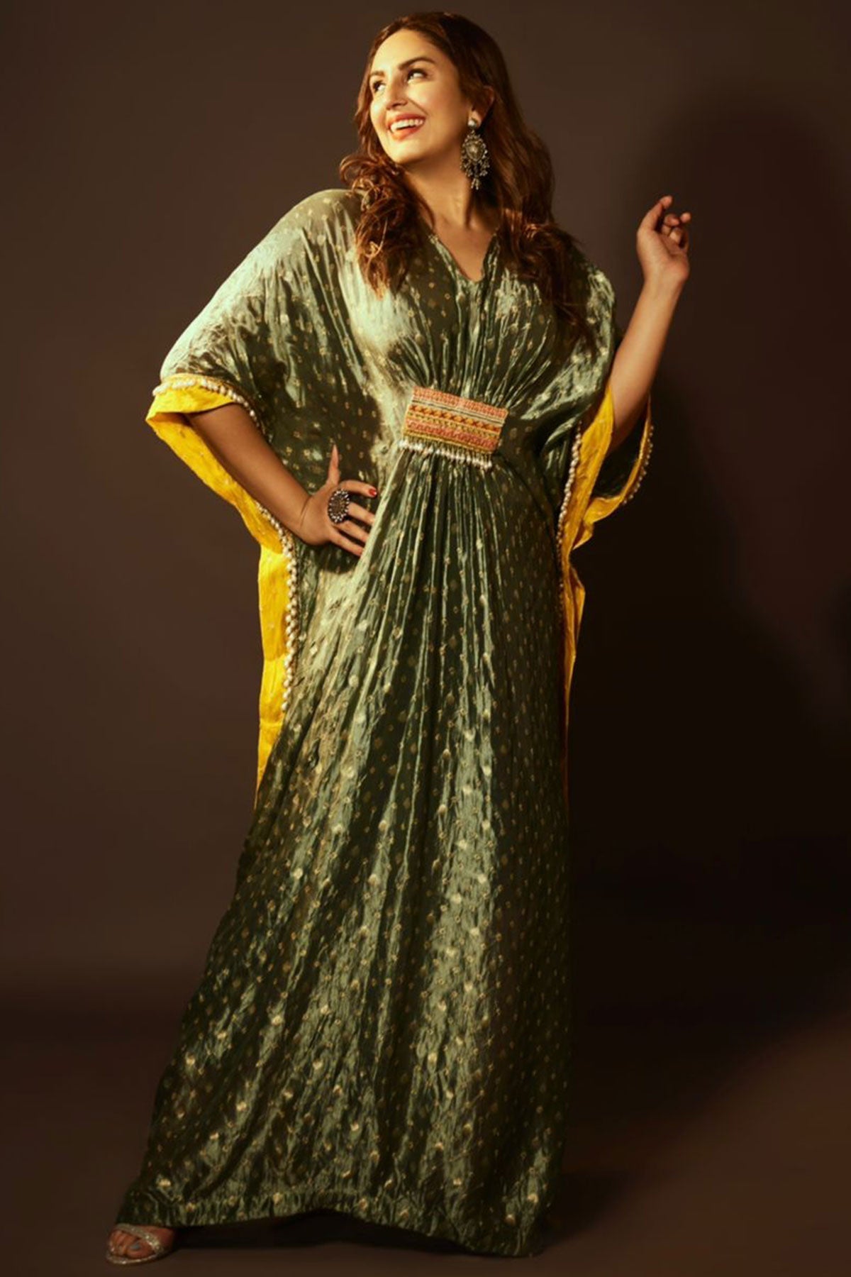 HUMA QURESHI IN YASHIKA