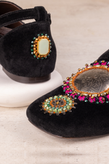 Adaa Flats Women’s Wear