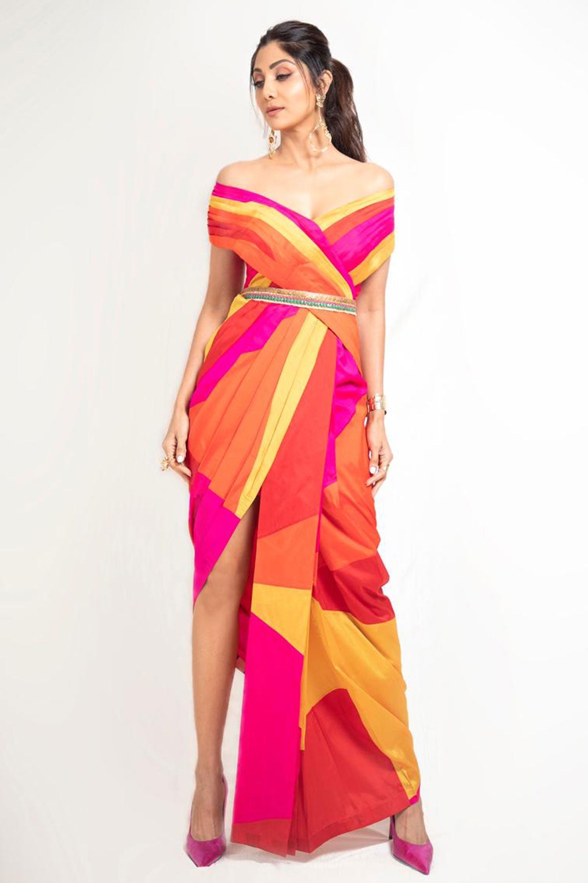 SHILPA SHETTY KUNDRA IN MERYL