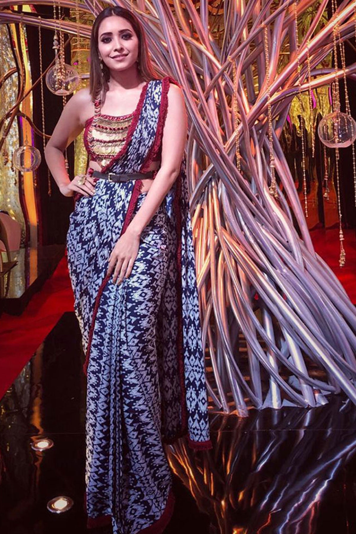 ASHA NEGI IN THE IKAT STORY