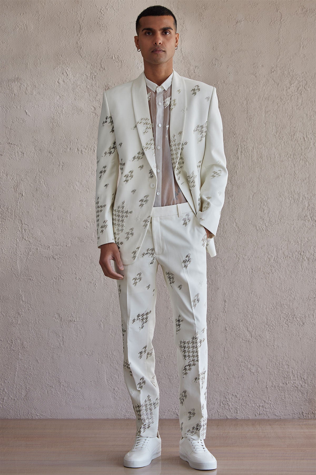 Naples Ivory Tuxedo