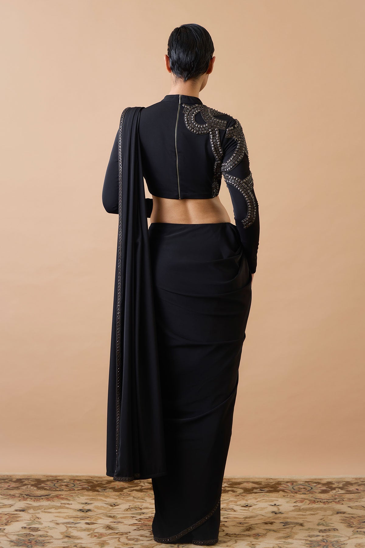 Dhaatu Saree