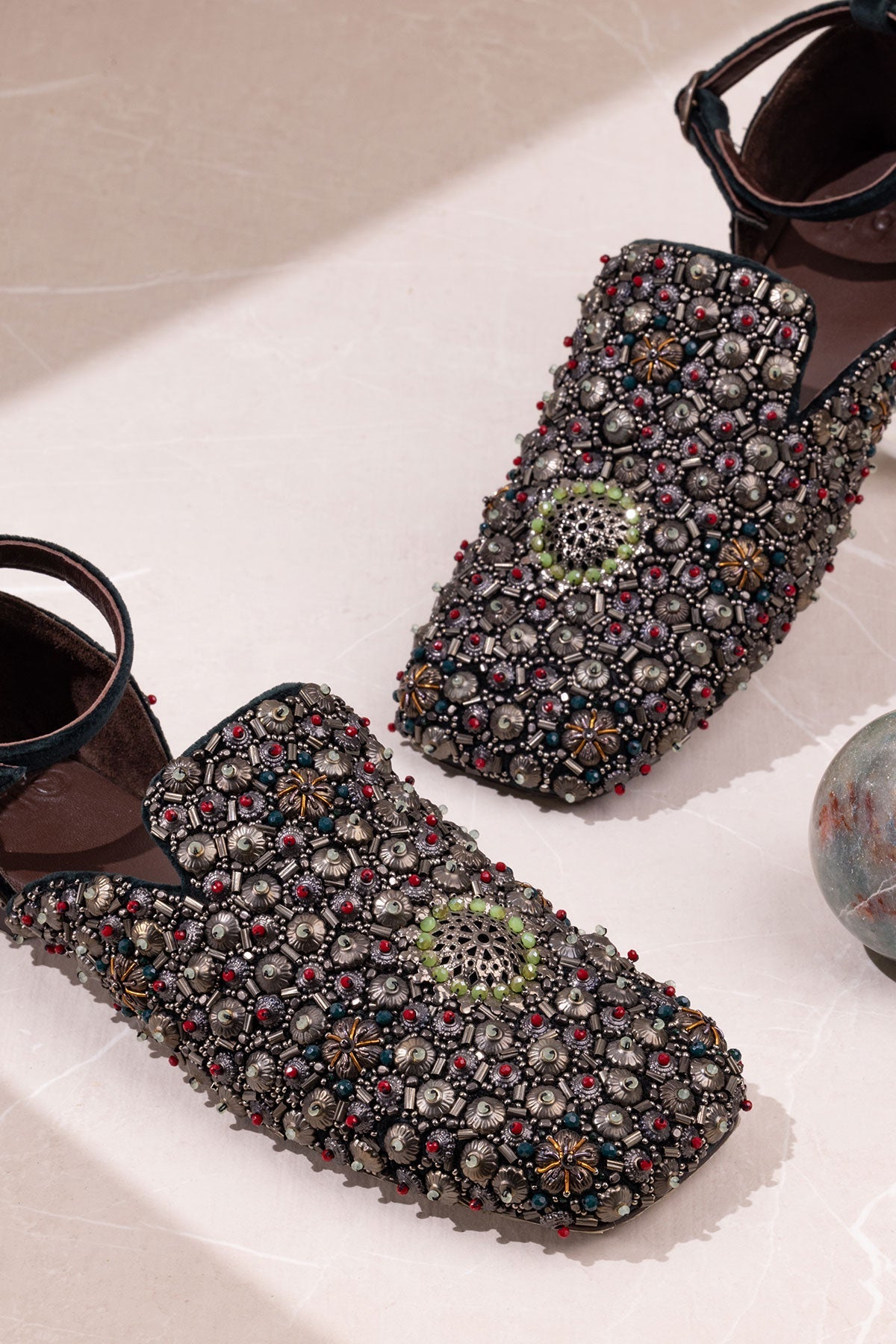 Tic-Tac-Toe Flats