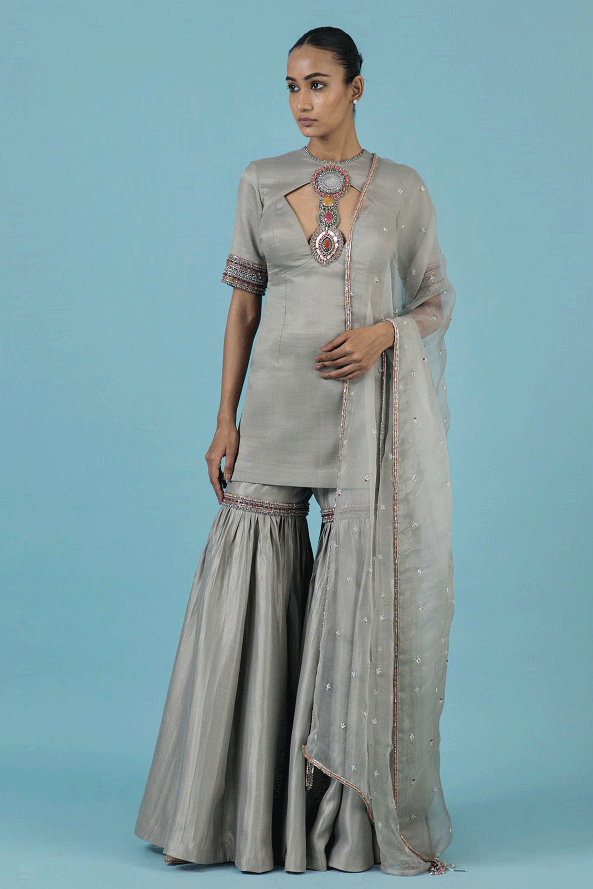 Adaa Kurta