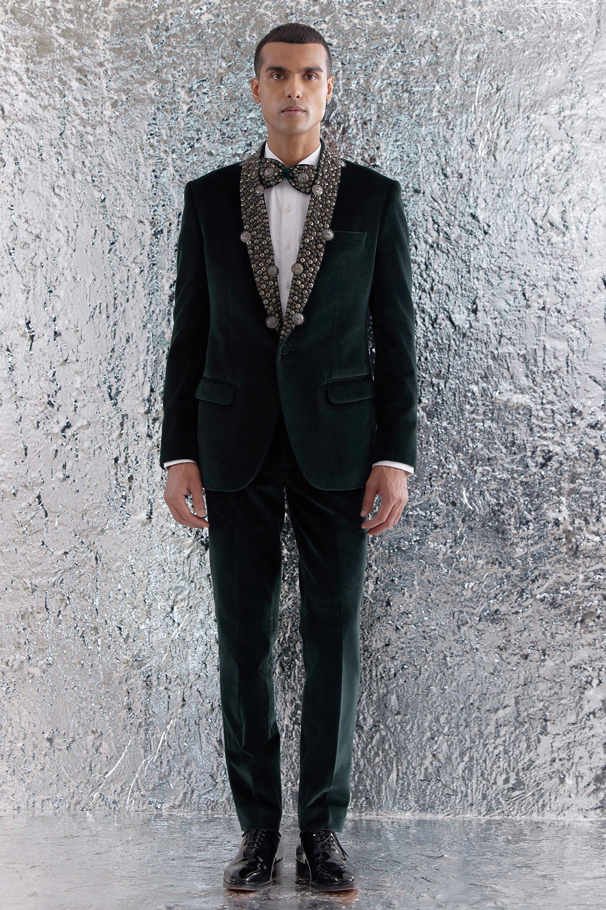 Floral Armour Bottle Green Tuxedo
